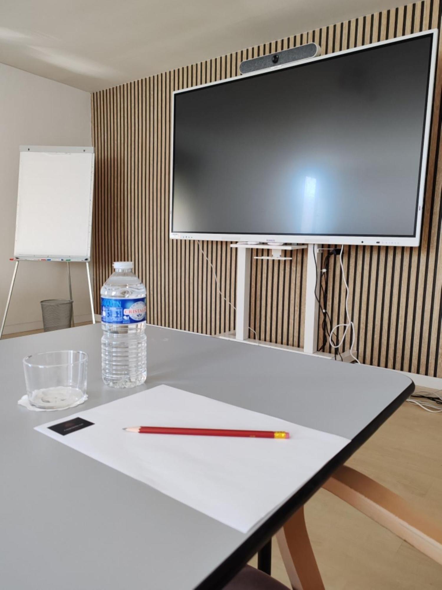 סנט-ג'וניין Logis Hotel - Restaurant Le Relais De Comodoliac מראה חיצוני תמונה