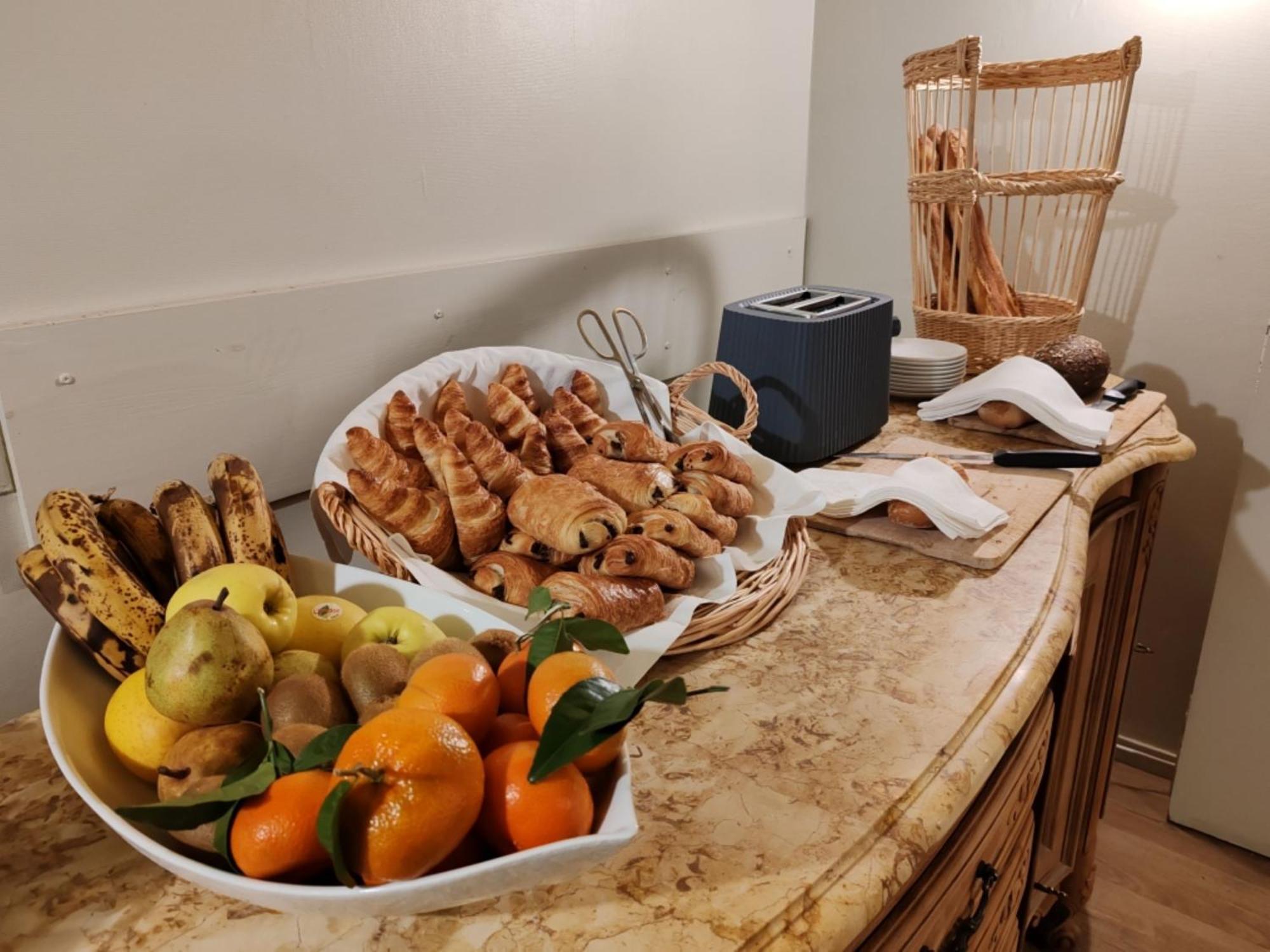 סנט-ג'וניין Logis Hotel - Restaurant Le Relais De Comodoliac מראה חיצוני תמונה