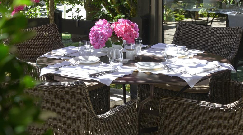 סנט-ג'וניין Logis Hotel - Restaurant Le Relais De Comodoliac מראה חיצוני תמונה